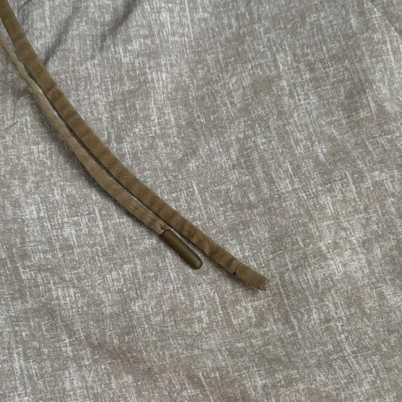 Lululemon The Linerless Shorts 9" Inseam Sunbleached Frontier Brown Small - Picture 4 of 5